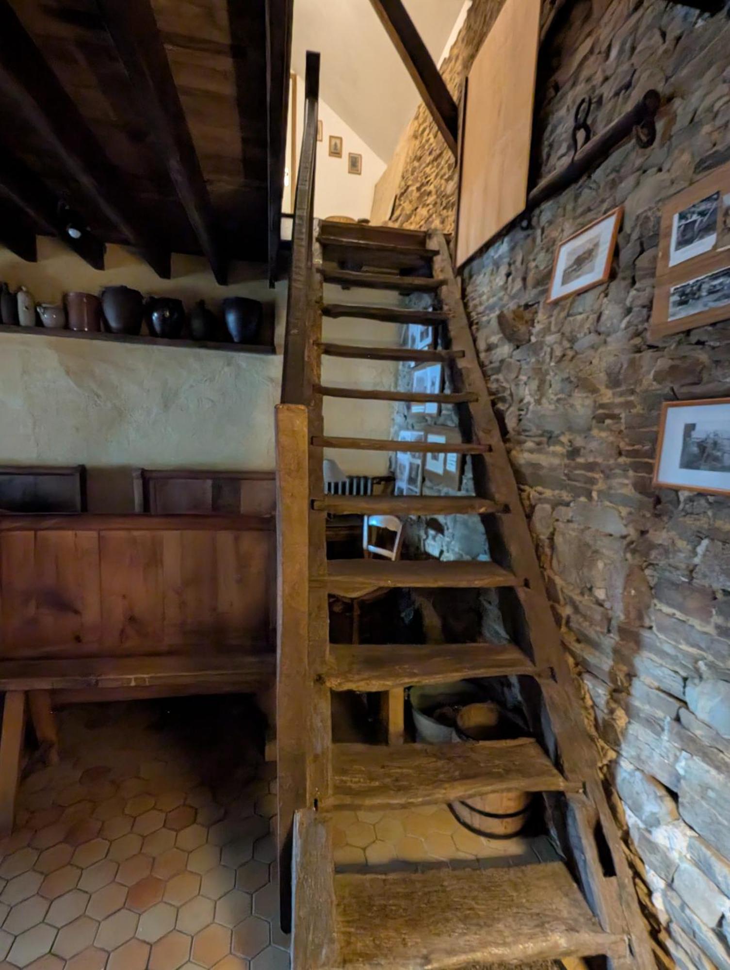 Ferme De La Gortiere Bed and Breakfast Le Teilleul Exteriör bild